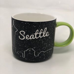 Space needle mug, exclusively for space needle